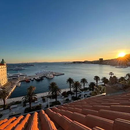 Rooftop Giovanina Apartman *